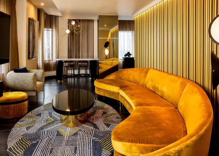 W Minneapolis - The Foshay